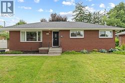 2729 VIRGINIA PARK Windsor, ON N9E 2B6