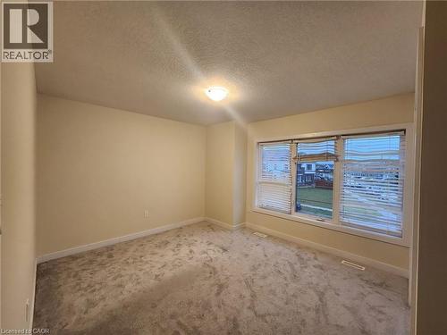 5 KEELSON Street , Welland, Ontario L3B 0M2 5