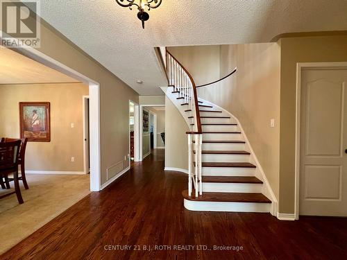 47 Looker Drive, Barrie, ON 