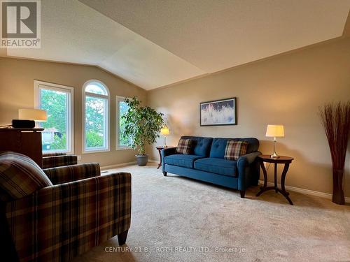 47 Looker Drive, Barrie, ON 