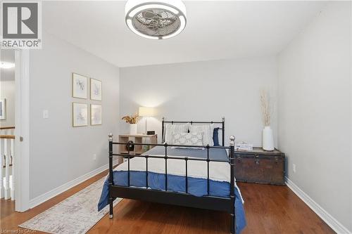 5347 Jameson Crescent, Burlington, ON - Indoor Photo Showing Bedroom
