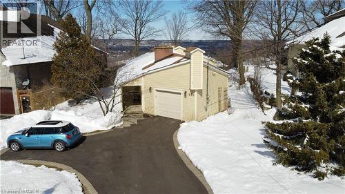 919 Montgomery Drive, Ancaster, ON 