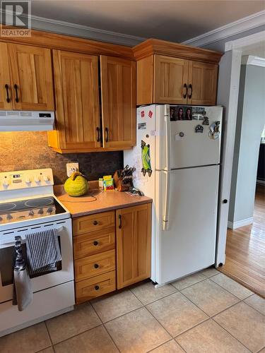 170 Byrd Avenue, Gander, NL - Indoor Photo Showing Kitchen