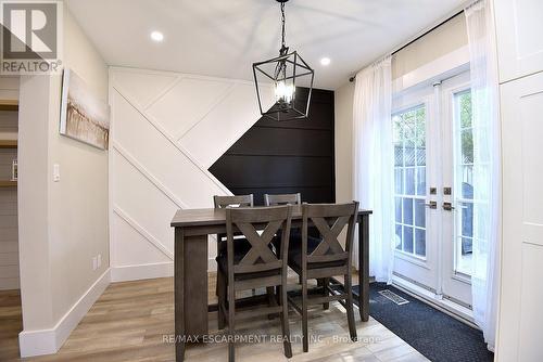 1091 Upper Wellington Street, Hamilton, ON 