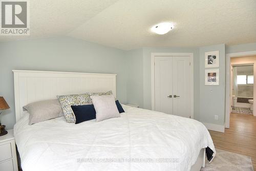 1091 Upper Wellington Street, Hamilton, ON 