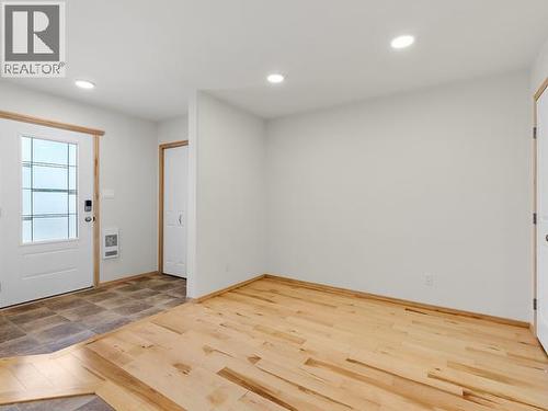 53 Wyvern Avenue, Whitehorse, YT - Indoor Photo Showing Other Room