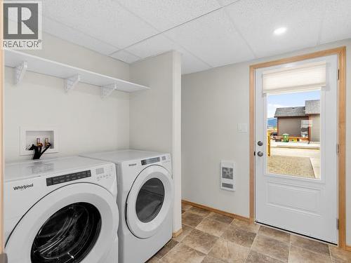 53 Wyvern Avenue, Whitehorse, YT - Indoor Photo Showing Laundry Room