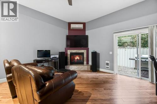 1 Wolfe Street, Sicamous, BC - Indoor Photo Showing Living Room With Fireplace