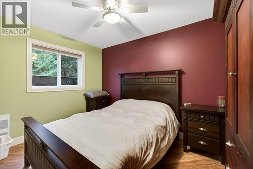 1 Wolfe Street, Sicamous, BC - Indoor Photo Showing Bedroom