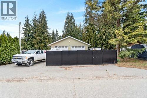 1 Wolfe Street, Sicamous, BC - Outdoor