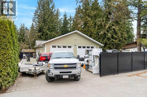 1 Wolfe Street, Sicamous, BC - Outdoor