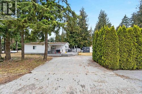 1 Wolfe Street, Sicamous, BC - Outdoor