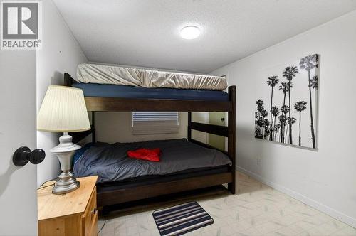 1 Wolfe Street, Sicamous, BC - Indoor Photo Showing Bedroom