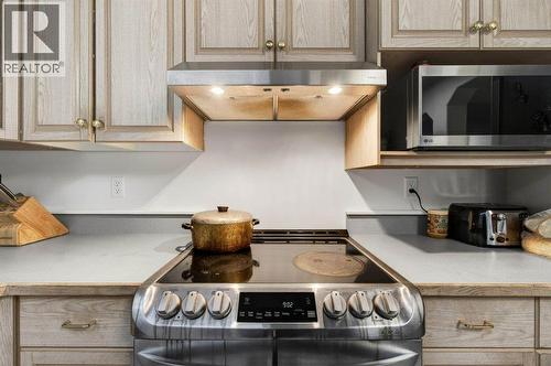 1 Wolfe Street, Sicamous, BC - Indoor Photo Showing Kitchen
