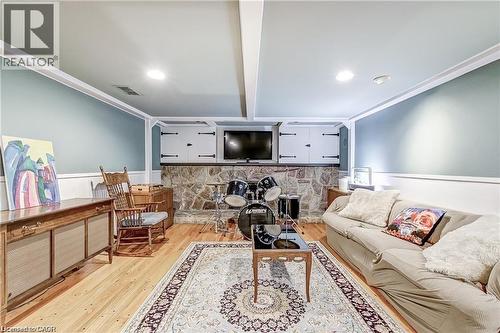 3021 Lakeshore Road, Burlington, ON 