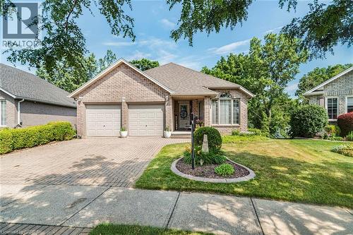 18 MAICH Crescent  Brantford, ON N3T 6P1
