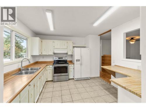 135 Silverthrone Crescent, Kamloops, BC 