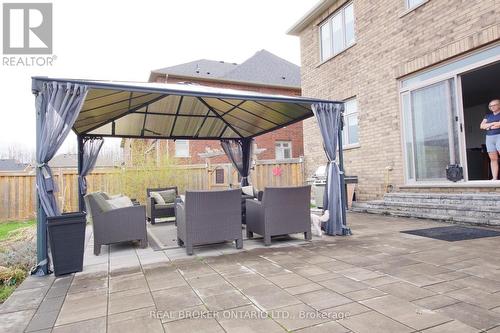 100 Trail Boulevard, Springwater, ON 