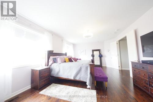 100 Trail Boulevard, Springwater, ON 