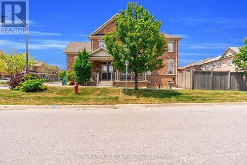 32 ORANGEBLOSSOM TRAIL  Brampton, ON L6X 3B4