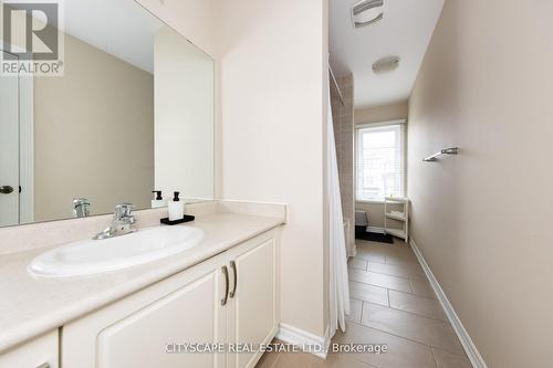 121 Crafter Crescent, Hamilton, ON 