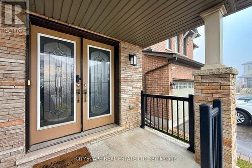 121 Crafter Crescent, Hamilton, ON 