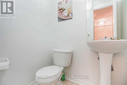 559 Candlestick Circle, Mississauga, ON 