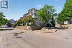 106, 11 Somervale View SW  Calgary, AB T2Y 4A9