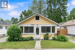 349 ELMWOOD AVENUE  Fort Erie (Crystal Beach), ON L0S 1B0