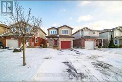60 EVERGLADE CRESCENT  Kitchener, ON N2E 3Y6