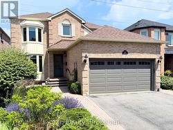 1067 MAURY CRESCENT Pickering (Liverpool), ON L1X 1R4