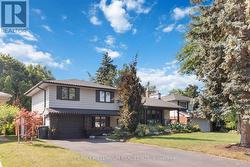 250 DAPHNE AVENUE  Mississauga, ON L5A 1M6