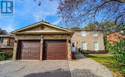 92 WINDEREMERE CRESCENT N Richmond Hill, ON L4C 6Y9
