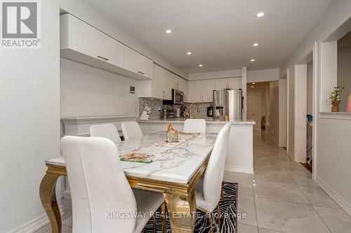 891 Stonebridge Avenue, Mississauga, ON 