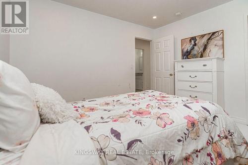 891 Stonebridge Avenue, Mississauga, ON 