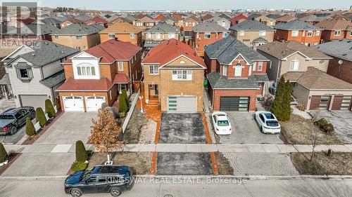 891 Stonebridge Avenue, Mississauga, ON 