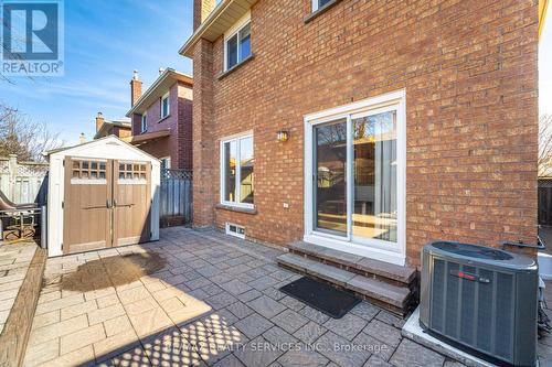 16 Langholm Court, Brampton, ON 