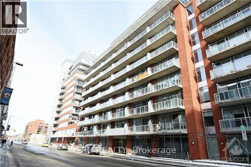 412 - 383 CUMBERLAND STREET  Ottawa, ON K1N 1J7