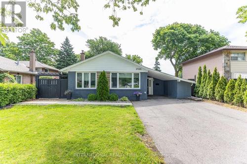 2528 Truscott Drive, Mississauga, ON 