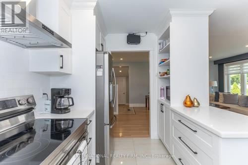 2528 Truscott Drive, Mississauga, ON 