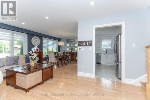 2528 Truscott Drive, Mississauga, ON 