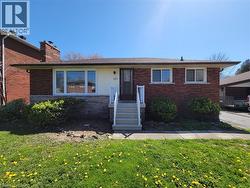 107 SOUTH BEND Road W Unit# UPPER Hamilton, ON L9C 1M9
