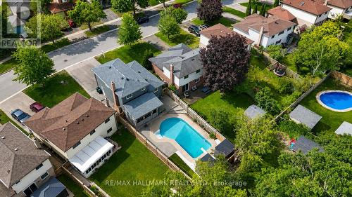 36 Ridgeway Avenue, Barrie, ON 