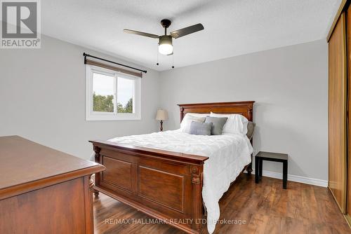 36 Ridgeway Avenue, Barrie, ON 