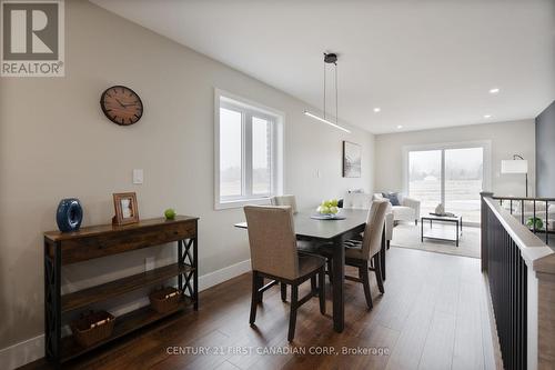 44 Postma Crescent, North Middlesex (Ailsa Craig), ON 