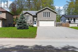 326 GOLF COURSE ROAD Wasaga Beach, ON L9Z 1S5