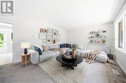 Virtually Stage to illustrate the size and layout - 