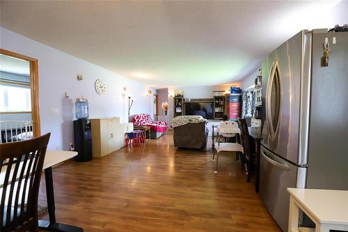 5021 94N Road E, Teulon, MB 