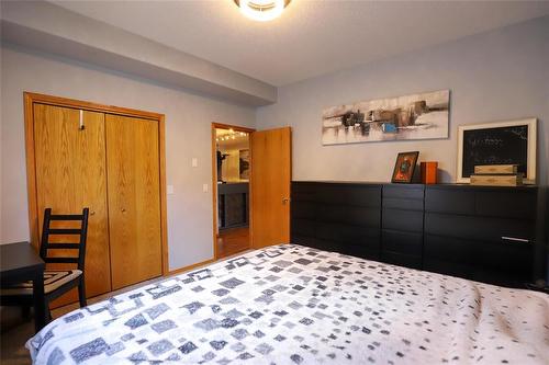 5021 94N Road E, Teulon, MB 