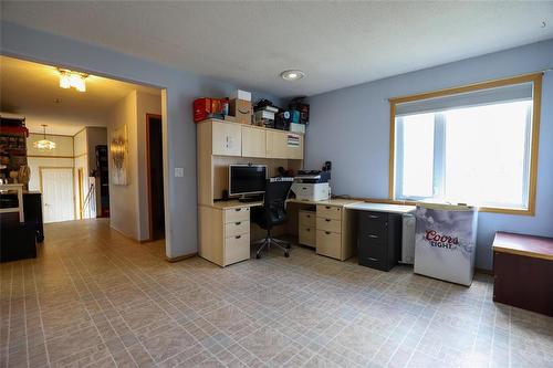 5021 94N Road E, Teulon, MB 